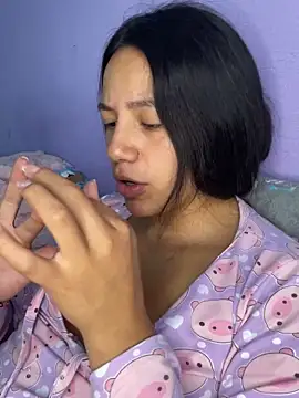 Marianahb-e live sex cam