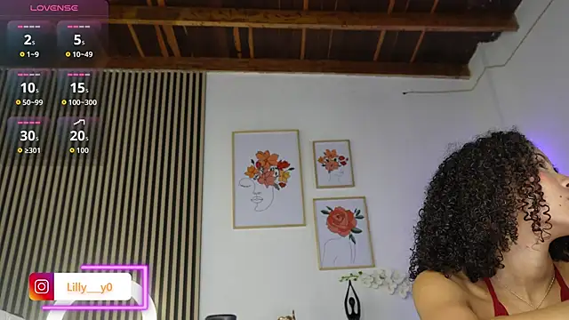 LillyDolls23 live sex cam