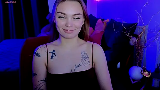 KitsyMoore's cam snapshot