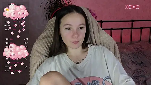 lil_luna_x's cam snapshot