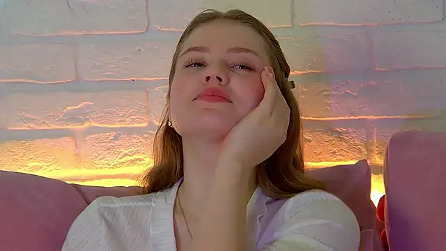 SelinSwarovski's cam snapshot