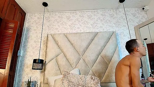 AmbarRaj's cam snapshot