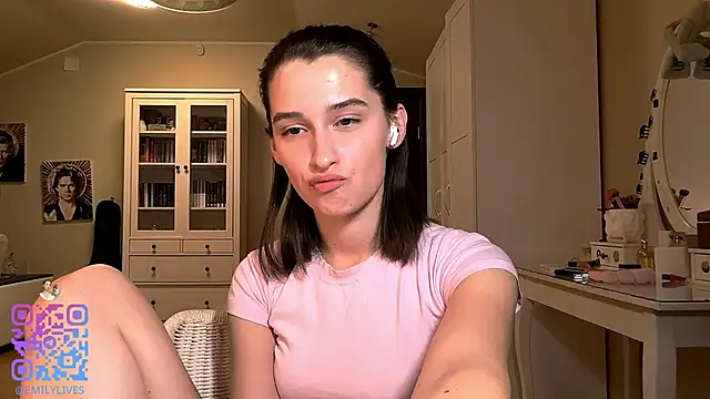 DarlineBrustera's cam snapshot