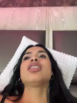 Bella_Smiith_ live sex cam