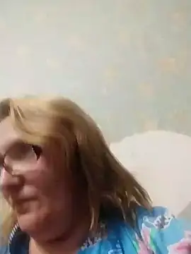 Forest-Lady's cam snapshot