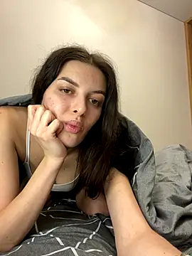 little_belucci's cam snapshot