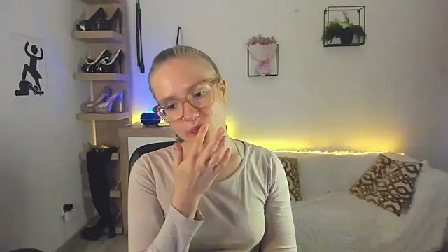 NancyHottie's cam snapshot