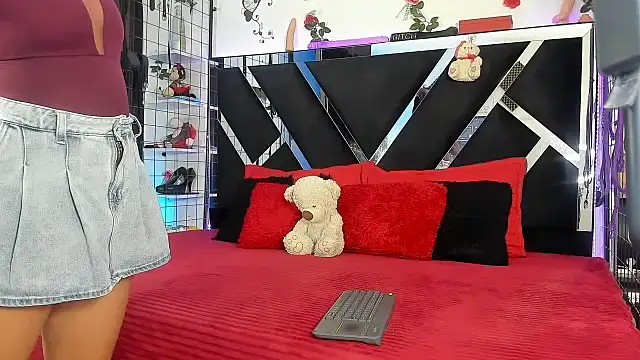 abby_eemily's cam snapshot