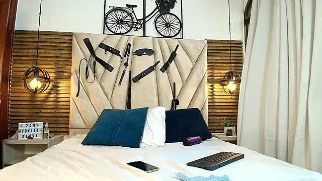 Cinthiabaker's cam snapshot