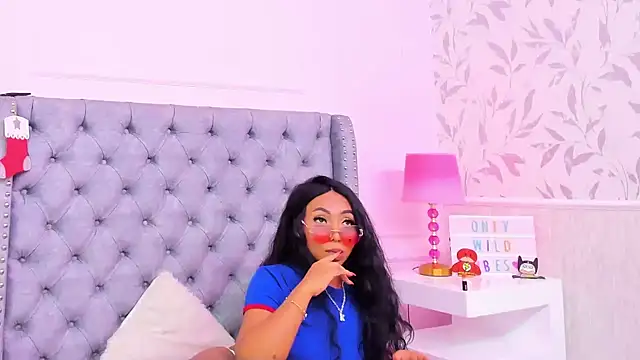 HaileeRoberts live sex cam