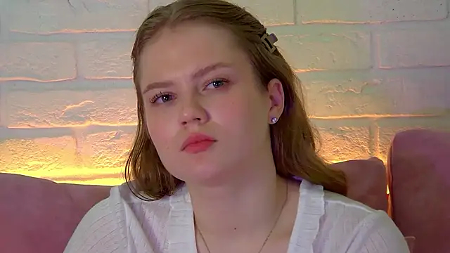 SelinSwarovski live sex cam