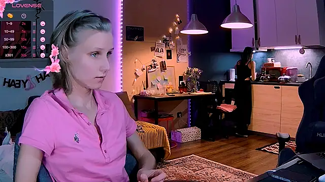 KatiKate live sex cam