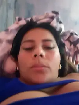 camila_rogue's cam snapshot