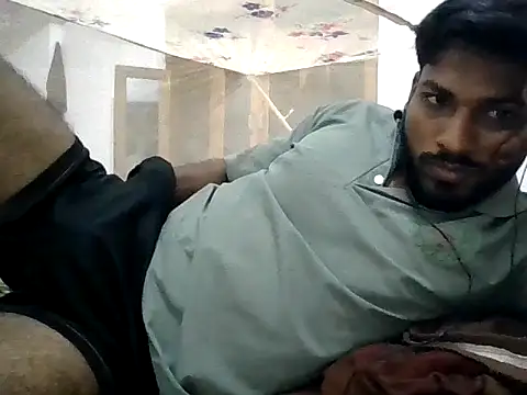 Raw12499 live sex cam