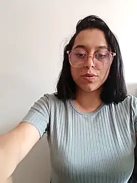 Caroline-17's cam snapshot