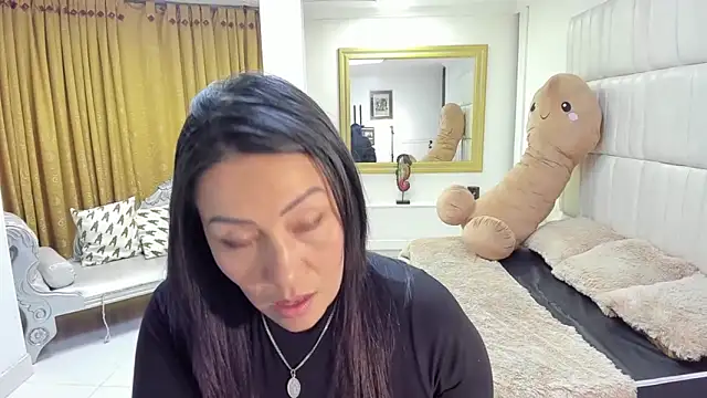 gaby_trent's cam snapshot