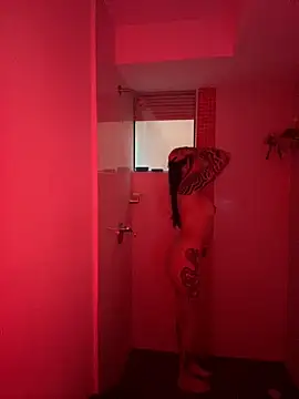 i_am_nina_'s cam snapshot