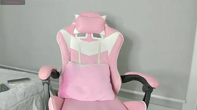 kendal_hot01 live sex cam