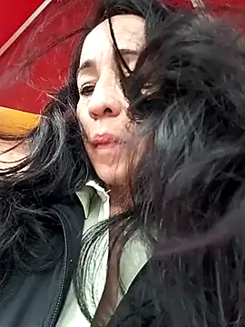 Coeur_de_luxure live sex cam