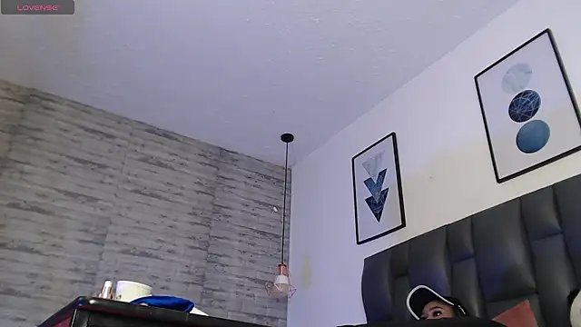 TinnaCobb's cam snapshot