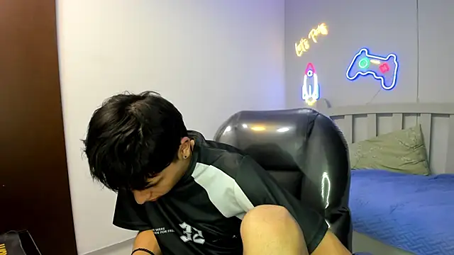 StiwenTwink live sex cam