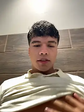 Logan_smith1 live sex cam