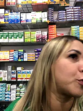 imoly_'s cam snapshot