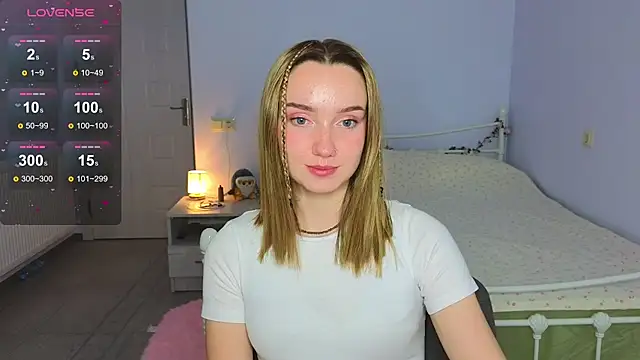 Wild_Sophie_'s cam snapshot