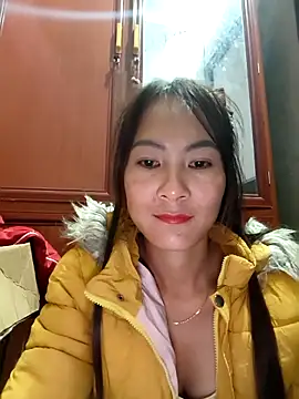 Yumyum_kiw live sex cam