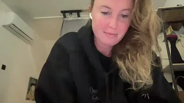 Ameli8's cam snapshot