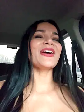 CataleyaRusso's cam snapshot