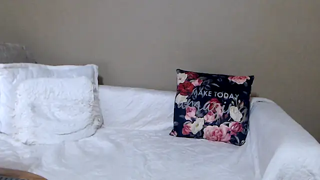 redizabel's cam snapshot