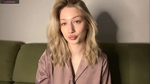 Selemene_ live sex cam