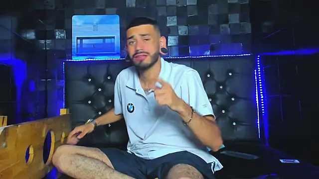 rolo_martinez's cam snapshot