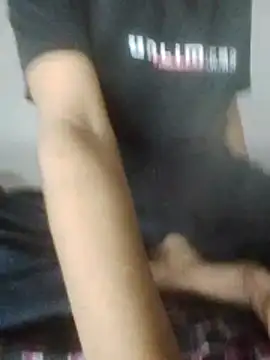 Charu076's cam snapshot