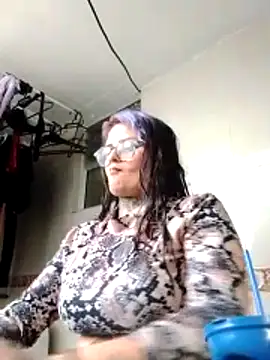 Shadow_Secret's cam snapshot