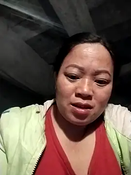 Nadia-a live sex cam