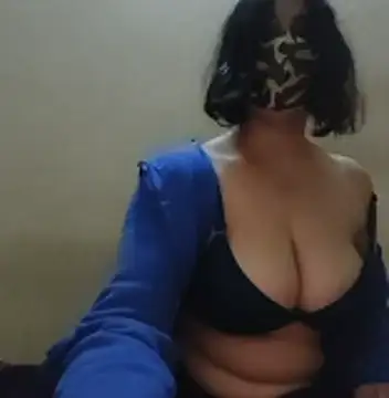 Yamini-X's cam snapshot