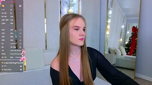 Lili_Lohan live sex cam