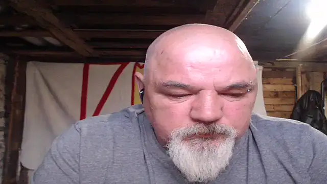 Newfiesausage1972 live sex cam