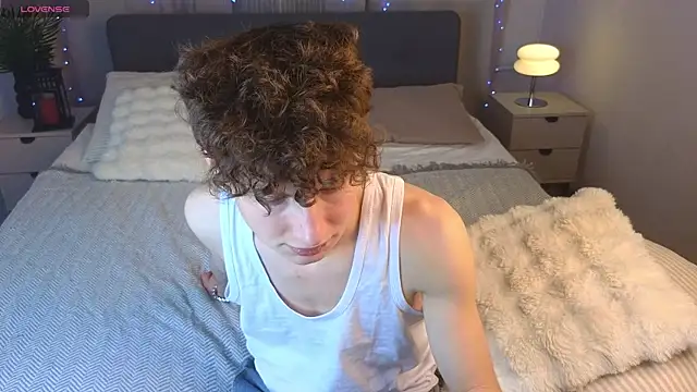 crisp1n live sex cam