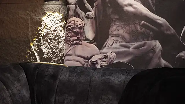 DannSaenz live sex cam