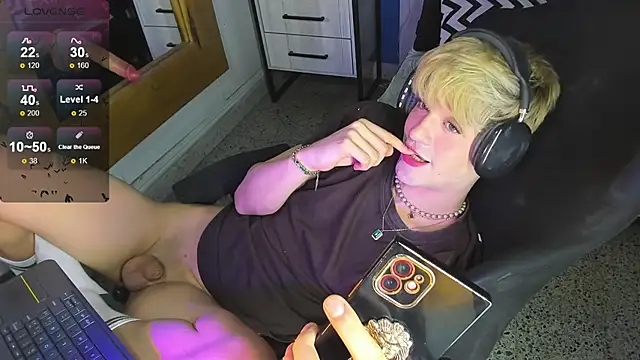 VladHellsing4's cam snapshot