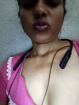 Gautami-telugu's cam snapshot