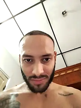 Giselle_Max's cam snapshot