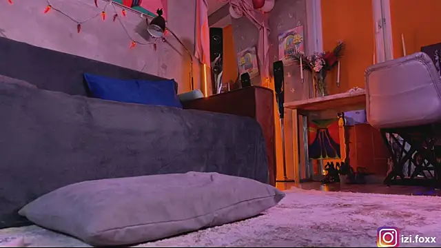 izi-fox live sex cam