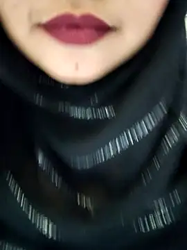 Indian-Nazia's cam snapshot