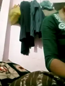 Hot-yuo84's cam snapshot