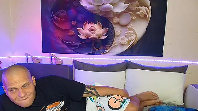 xDeepInLovexx's cam snapshot