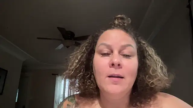 WorldsGreatestCockRater's cam snapshot